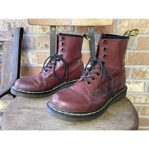 Size UK6 Dr. Martens 1182/1460 8 eyelet Leather Lace up Boots
